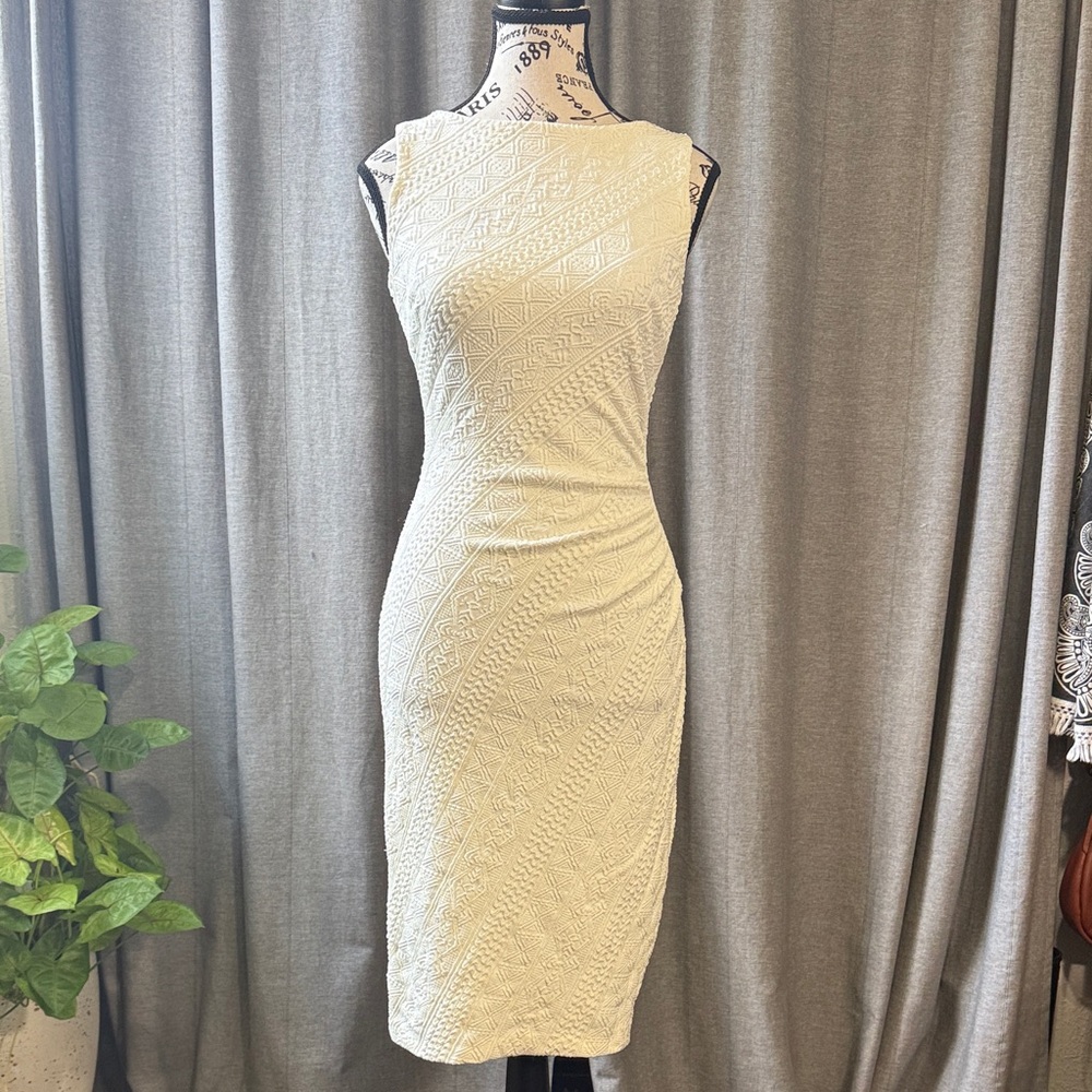 ✨SOLD✨Cache Textured Cream Midi Dress